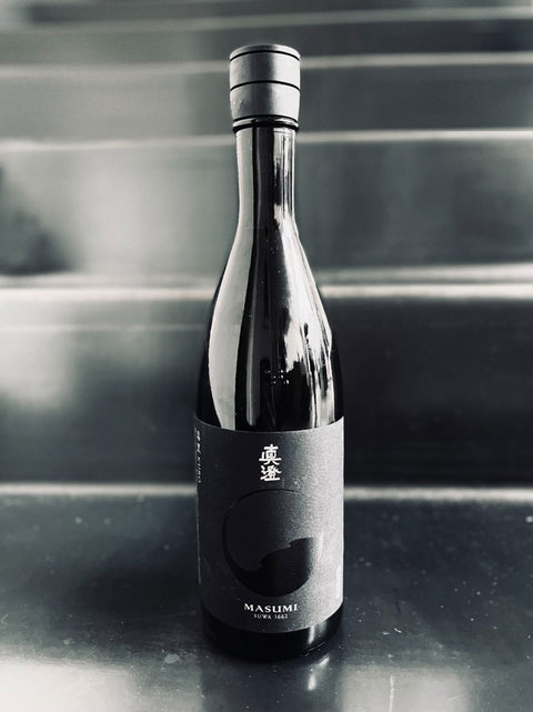 Giugno 2022: MASUMI KURO JUNMAI GINJO